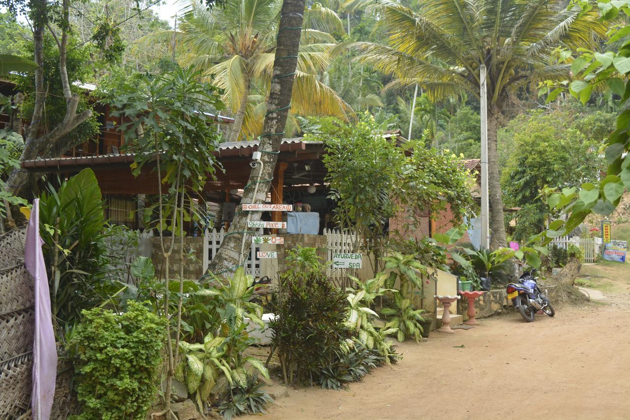 Mama'S Place Mirissa Exterior photo