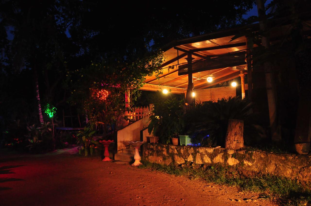 Mama'S Place Mirissa Exterior photo